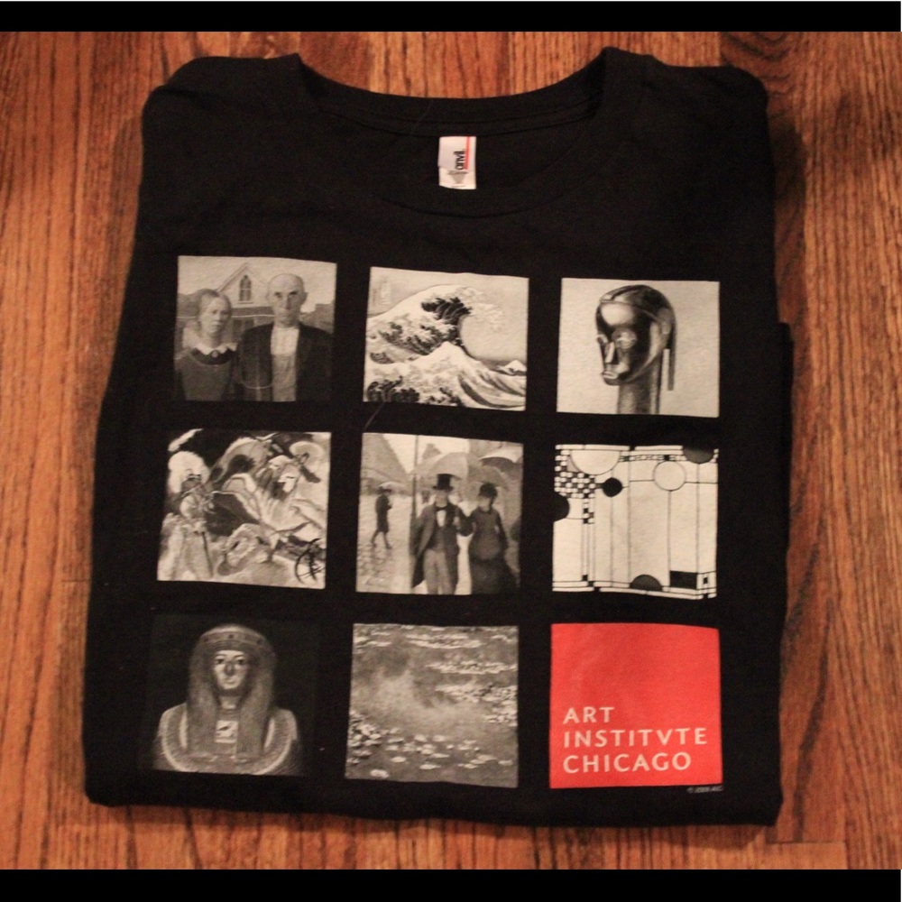 Graphic tee!!!